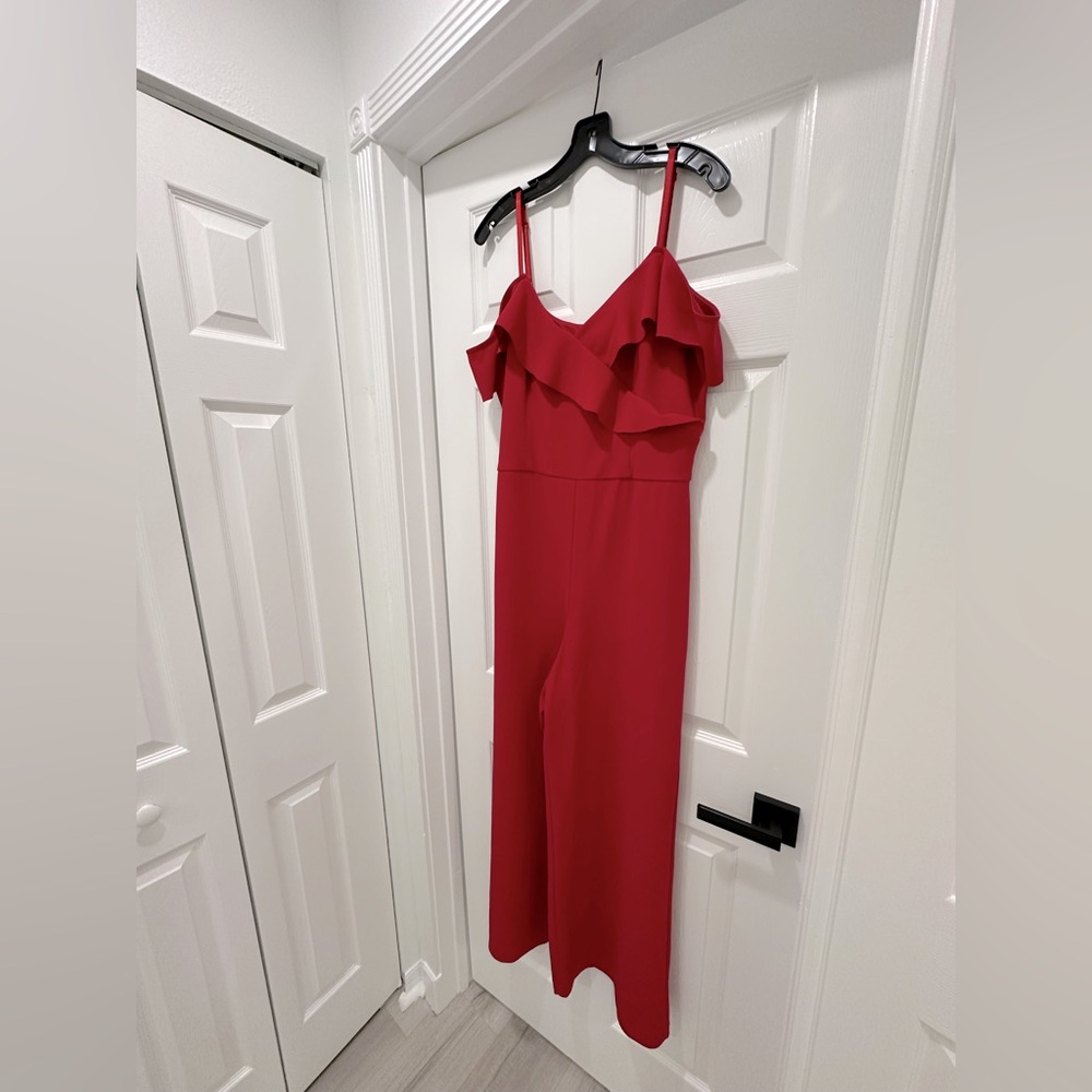 Ruffle on/off shoulder jumpsuit - XL